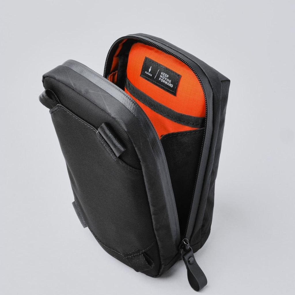 ALPAKA Metro Sling - Hitam VX21 