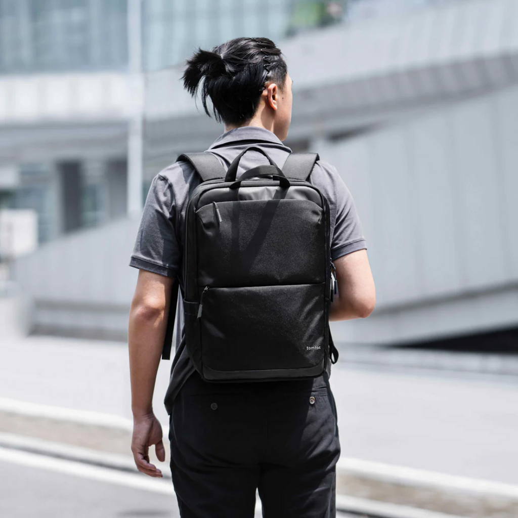 TOMTOC Navigator-T71 Laptop Backpack M 18L - Black