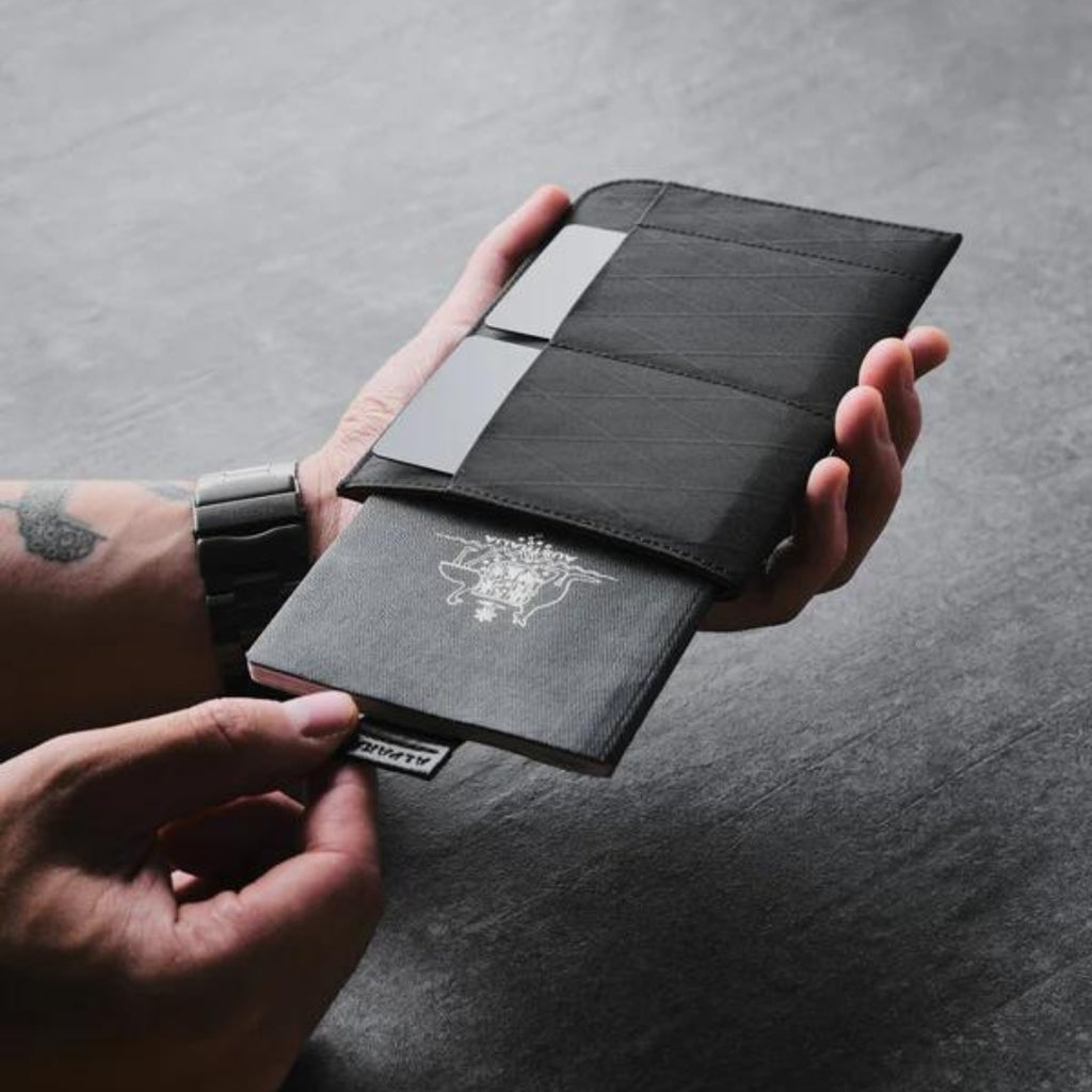 ALPAKA Ark Passport Sleeve - Black VX21