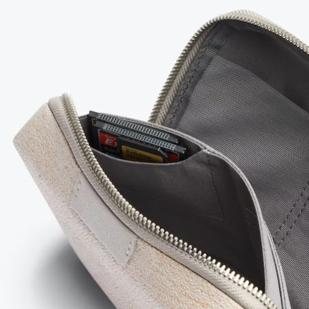 BELLROY Tech Kit Compact