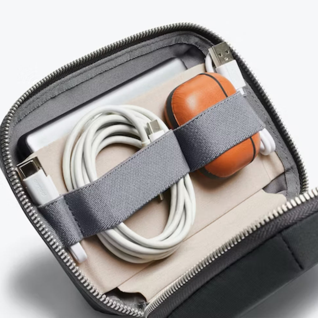 BELLROY Tech Kit Compact