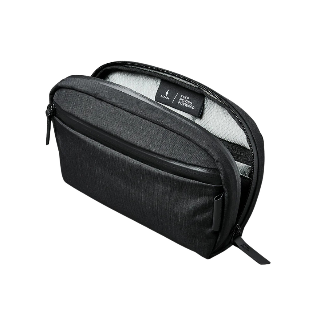 ALPAKA Toiletry Bag - Black