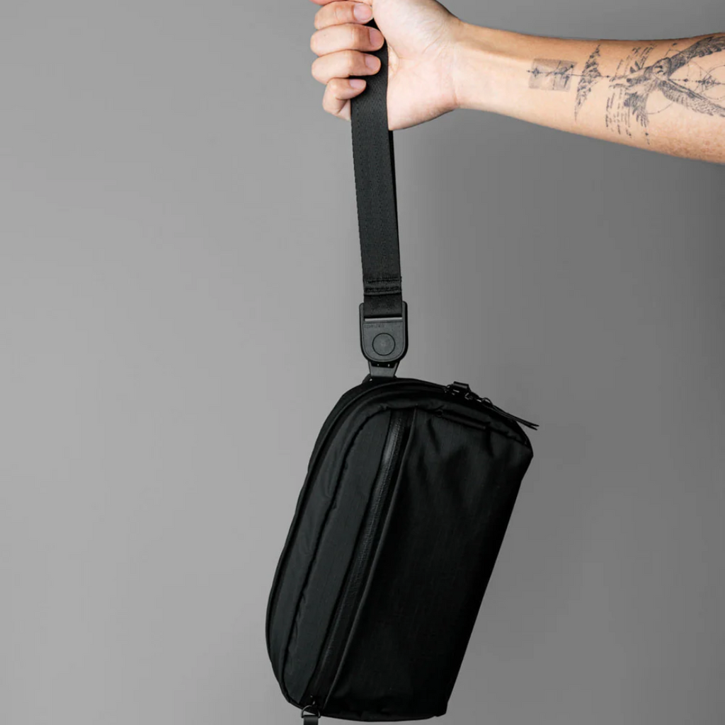 ALPAKA Toiletry Bag - Black