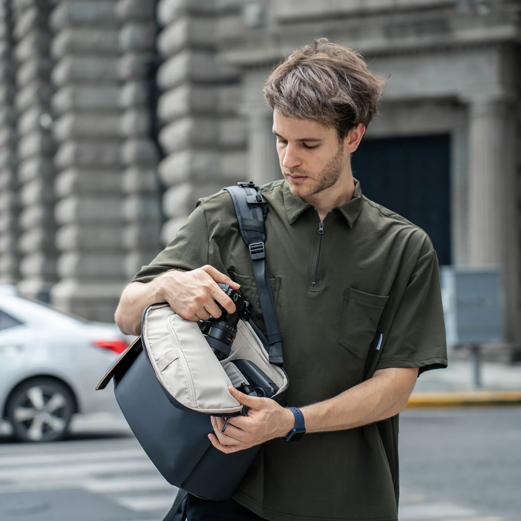 PGYTECH Onego Air Backpack 20L - Obisidian Black