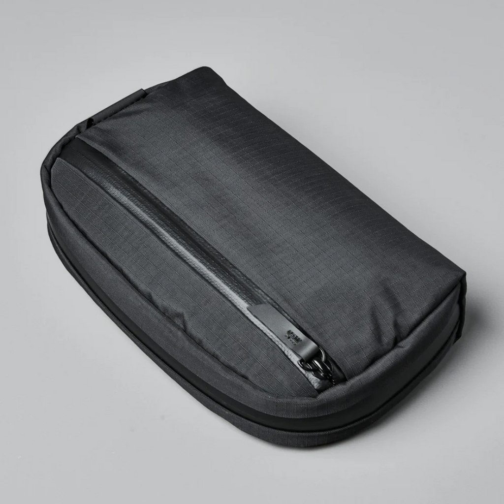 ALPAKA Toiletry Bag - Black