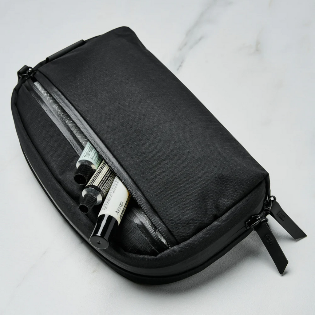 ALPAKA Toiletry Bag - Black