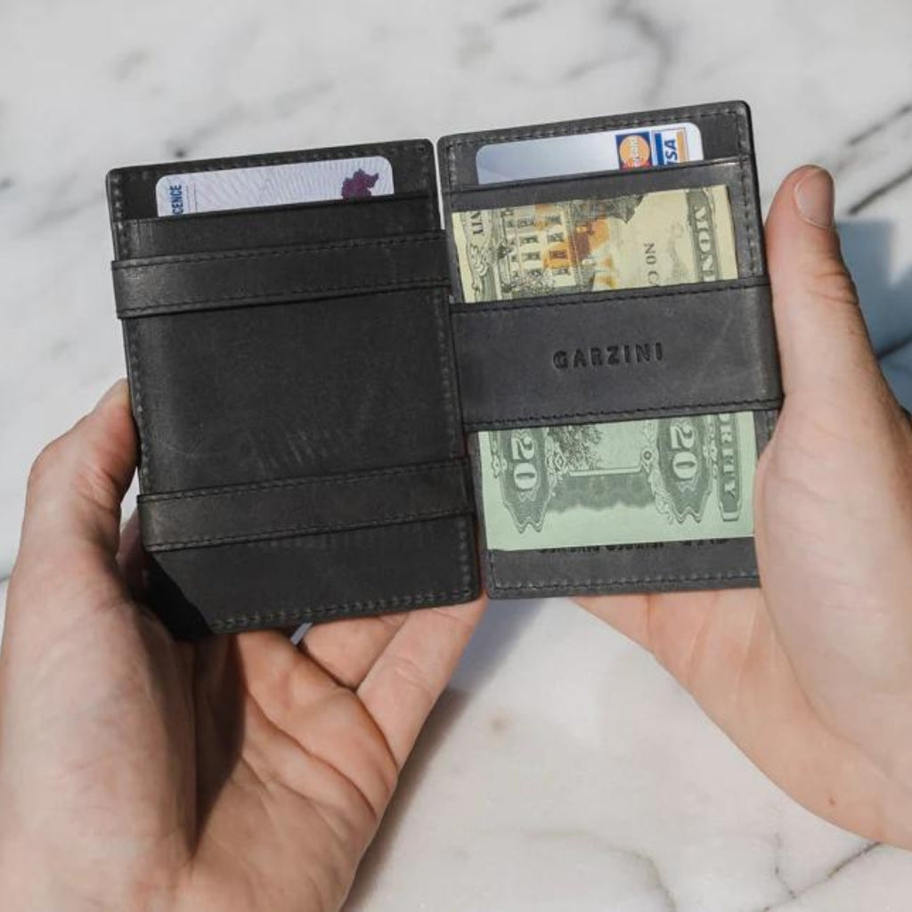 GARZINI Essenziale Magic AirTag Wallet