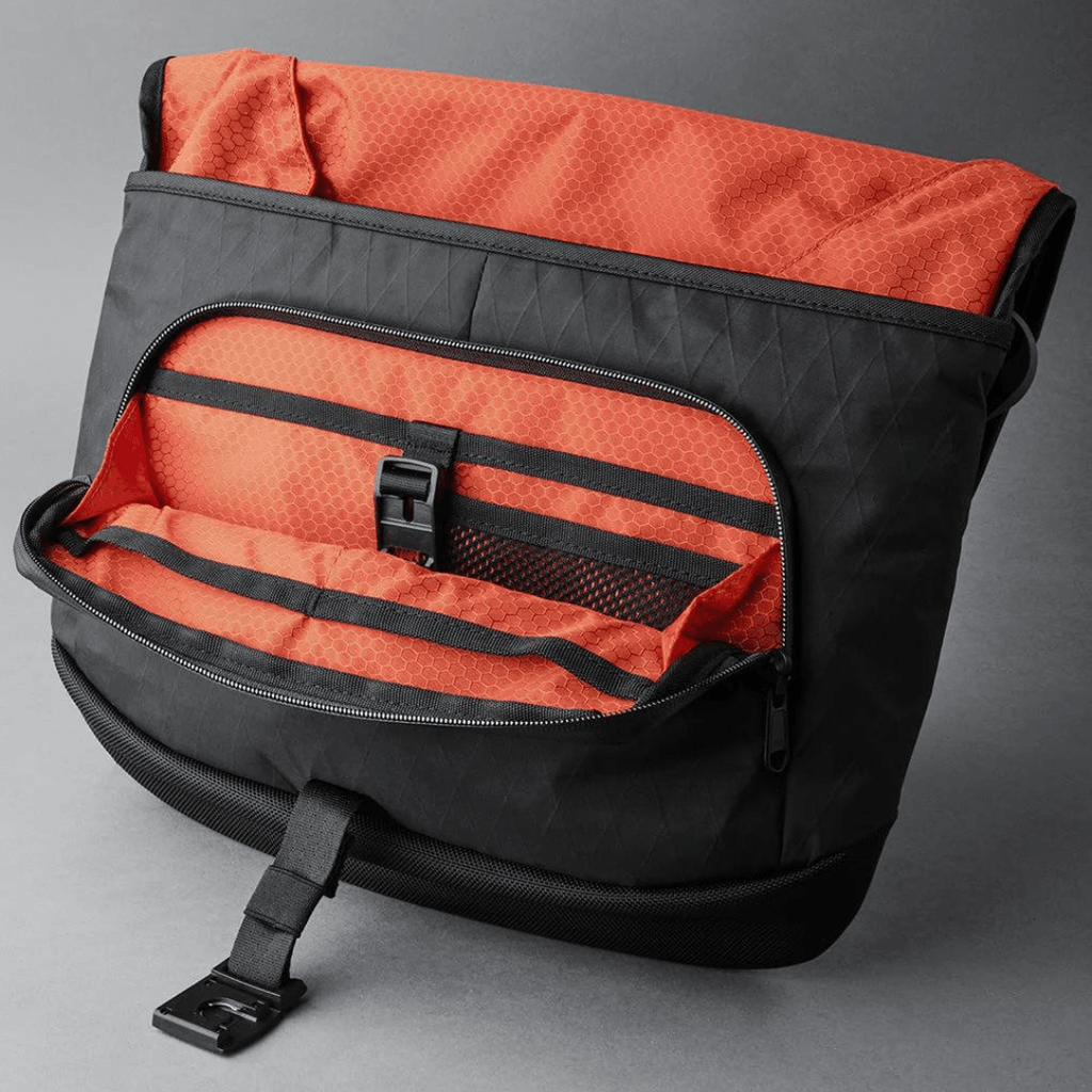 ALPAKA Alpha Messenger - Black VX42 (Limited Edition) - Kedaiku